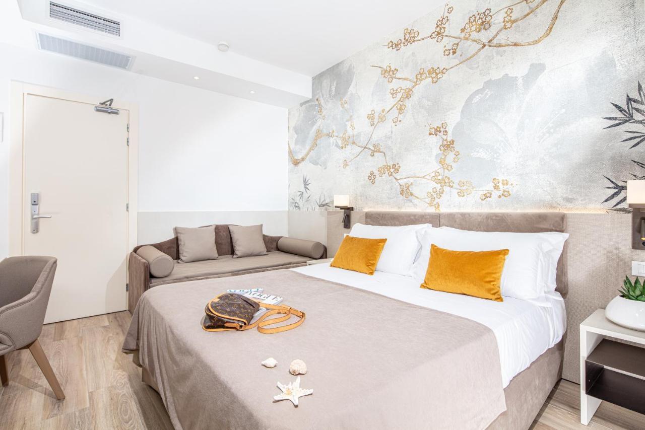 Hotel Excelsior Bibione Exterior photo