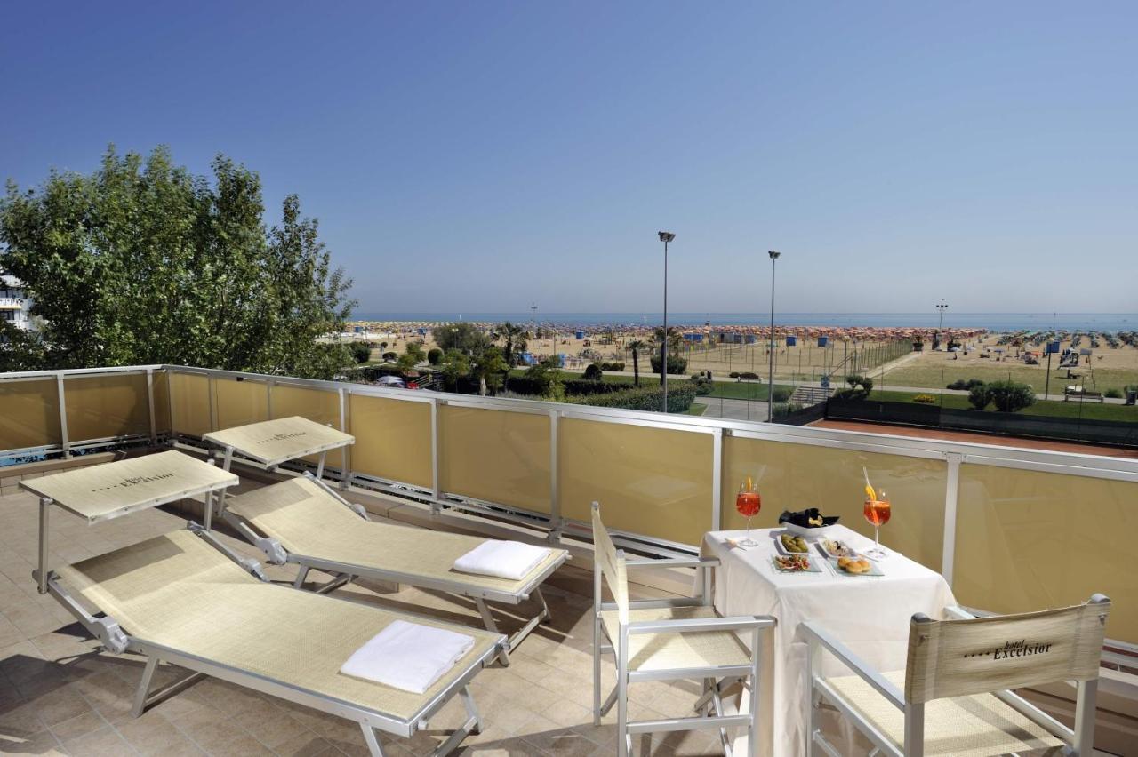 Hotel Excelsior Bibione Exterior photo